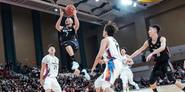 九游体育-CUBAL东北赛区：段世镭32分，吉林大学89-79战胜大连理工