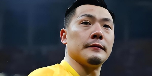 九游体育-大连英博门将位置或迎来新大鱼首秀，踢上港就将亮相，值得期待